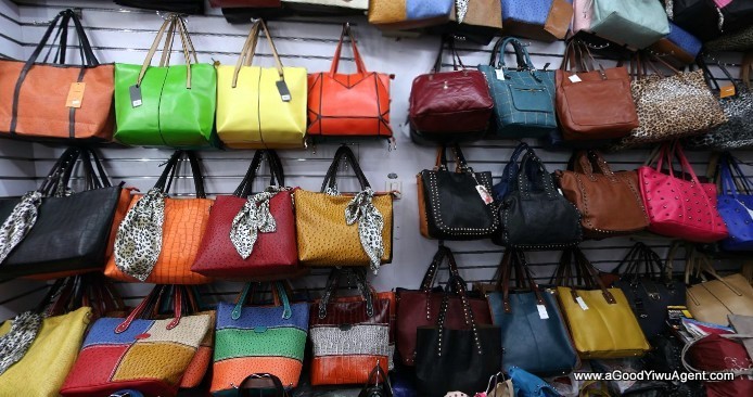 Bags, Purses and Luggage Wholesale China Yiwu 11