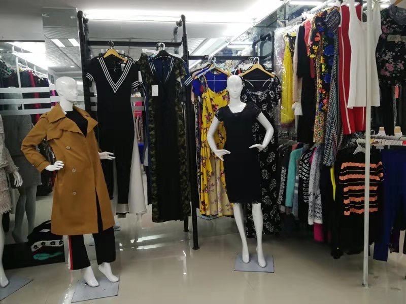clothes-showroom-yiwu-China
