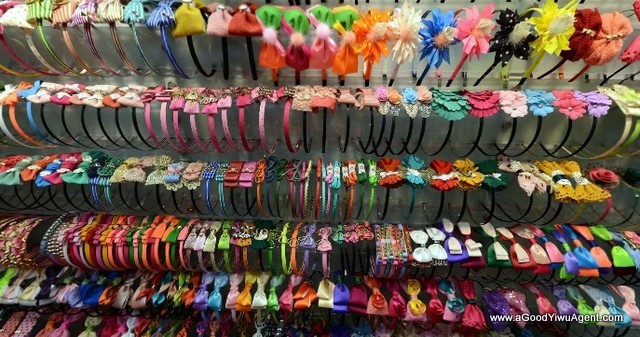 Hyderabad Cheap & Best Ladies Hair Accessories Wholesale Market ||  Clutcher, Rubber Band, Clips | Hyderabad, marketplace | Hyderabad Cheap &  Best Ladies Hair Accessories Wholesale Market || Clutcher, Rubber Band,  Clips #