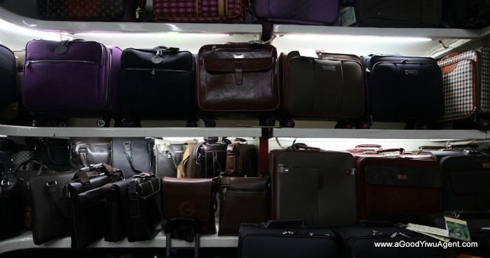 bags-purses-luggage-wholesale-china-yiwu-047