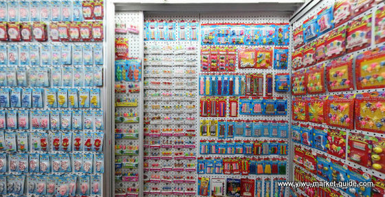 crafts-wholesale-china-yiwu-115