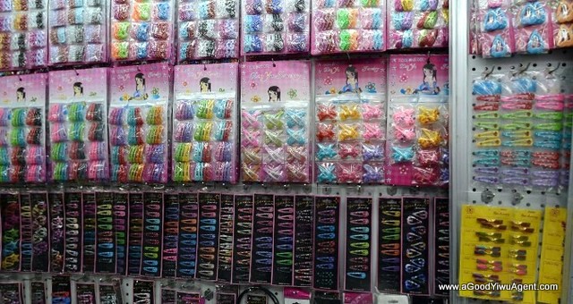 hair-accessories-wholesale-china-yiwu-300