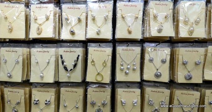 jewelry-wholesale-yiwu-china-095
